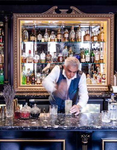 11-Chelsea-Bar